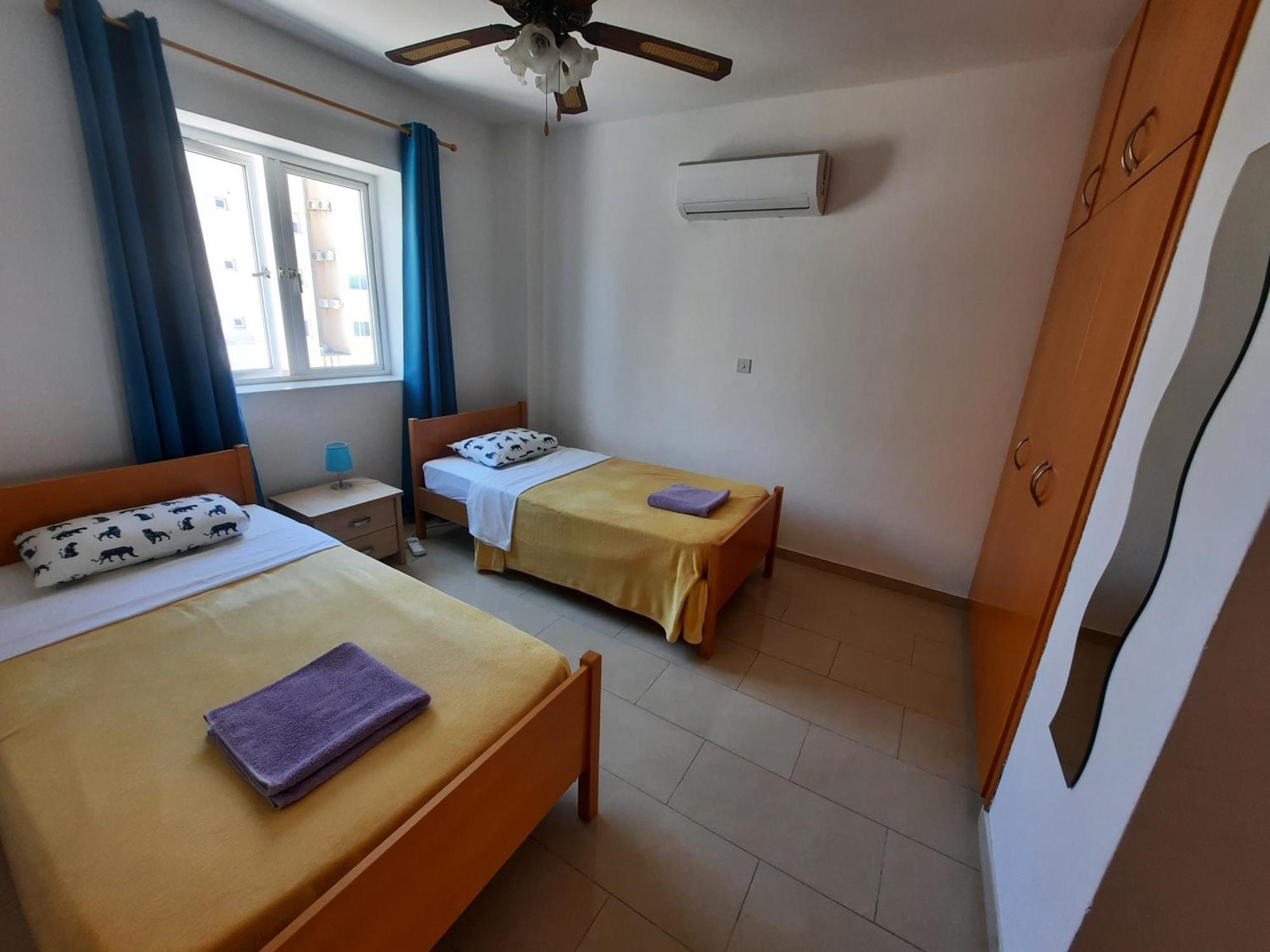 Large Apt 2 Bedrooms Sea View & 2 Balconies Larnaca Exteriér fotografie